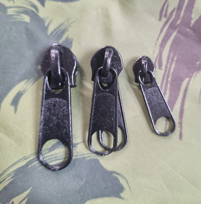 Zipper Pulls varying sizes