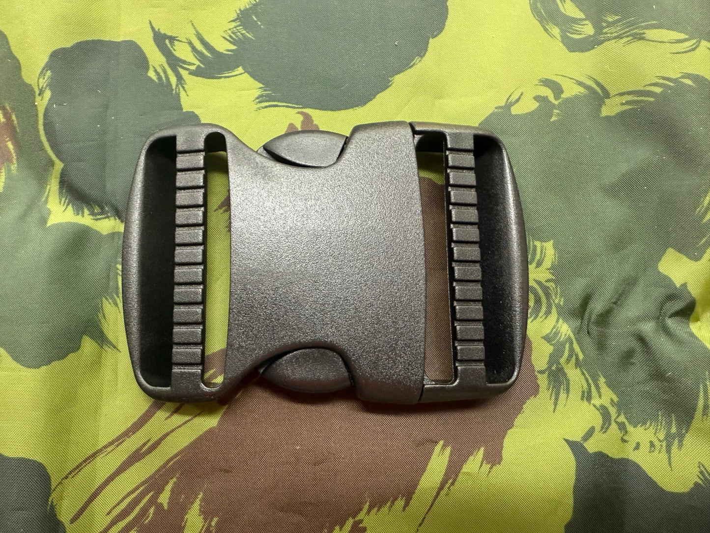 Plastic Buckle - various sizes