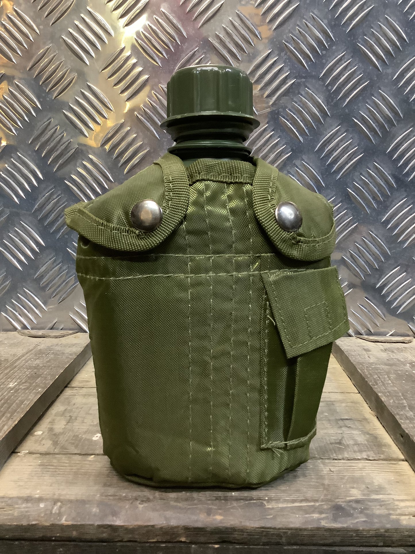Canteen 1 litre - Various colours available