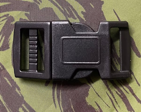 Plastic Buckle - various sizes