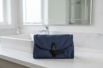 Hanging - Wash Bag (Navy colour)
