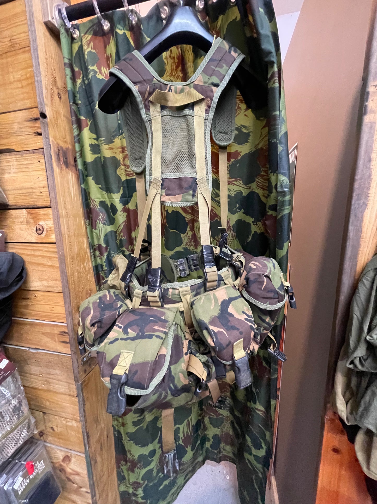 DPM webbing with pouches (Used)