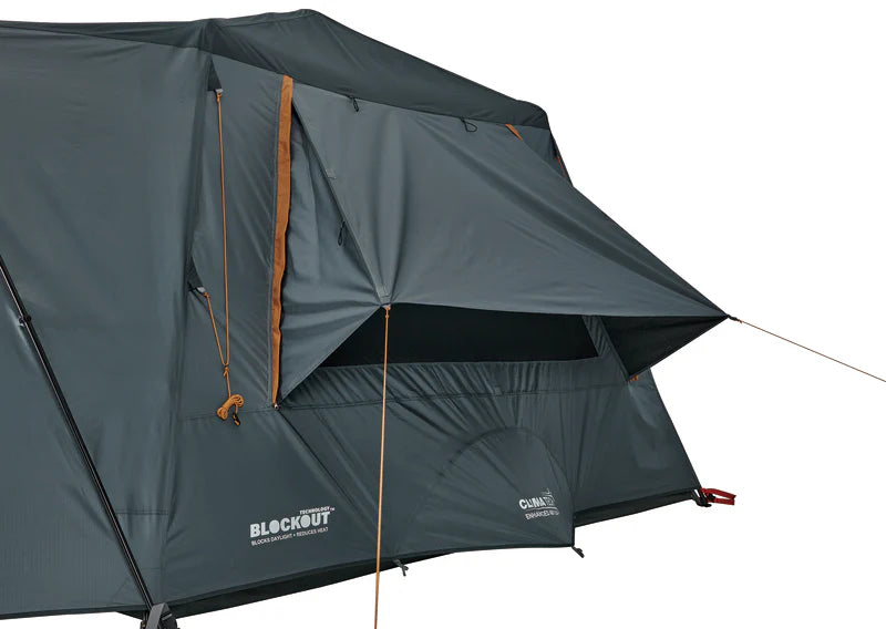 OZtrail - Fast Frame Blockout Lumos 6 Person Tent